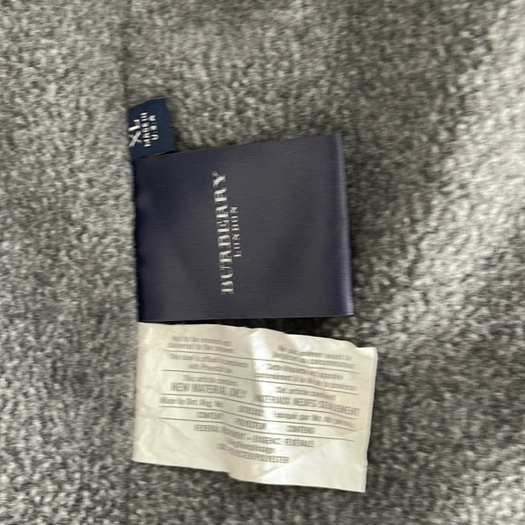 Authentic Vintage Burberry Black Jacket - Picture 3 of 12